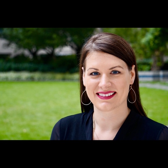 Meet your Posher, Tessa - Picture 1 of 1